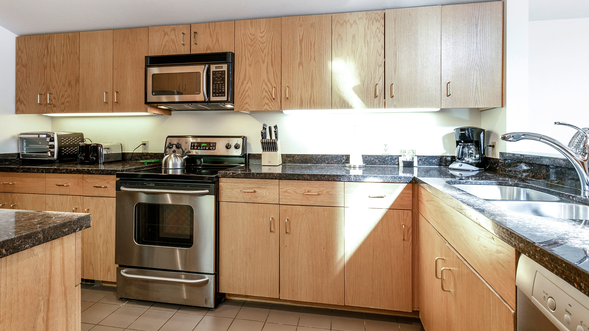 4 Bedroom/5 Bath Page